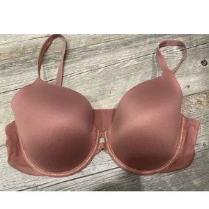 victoria's secret bra!! WORN TWICE!